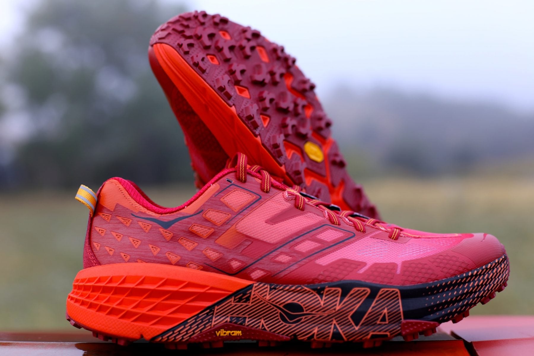 hoka one one it