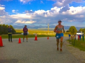 Tina Lewis leading the 2012 Leadville 100. Photo: iRunFar.com