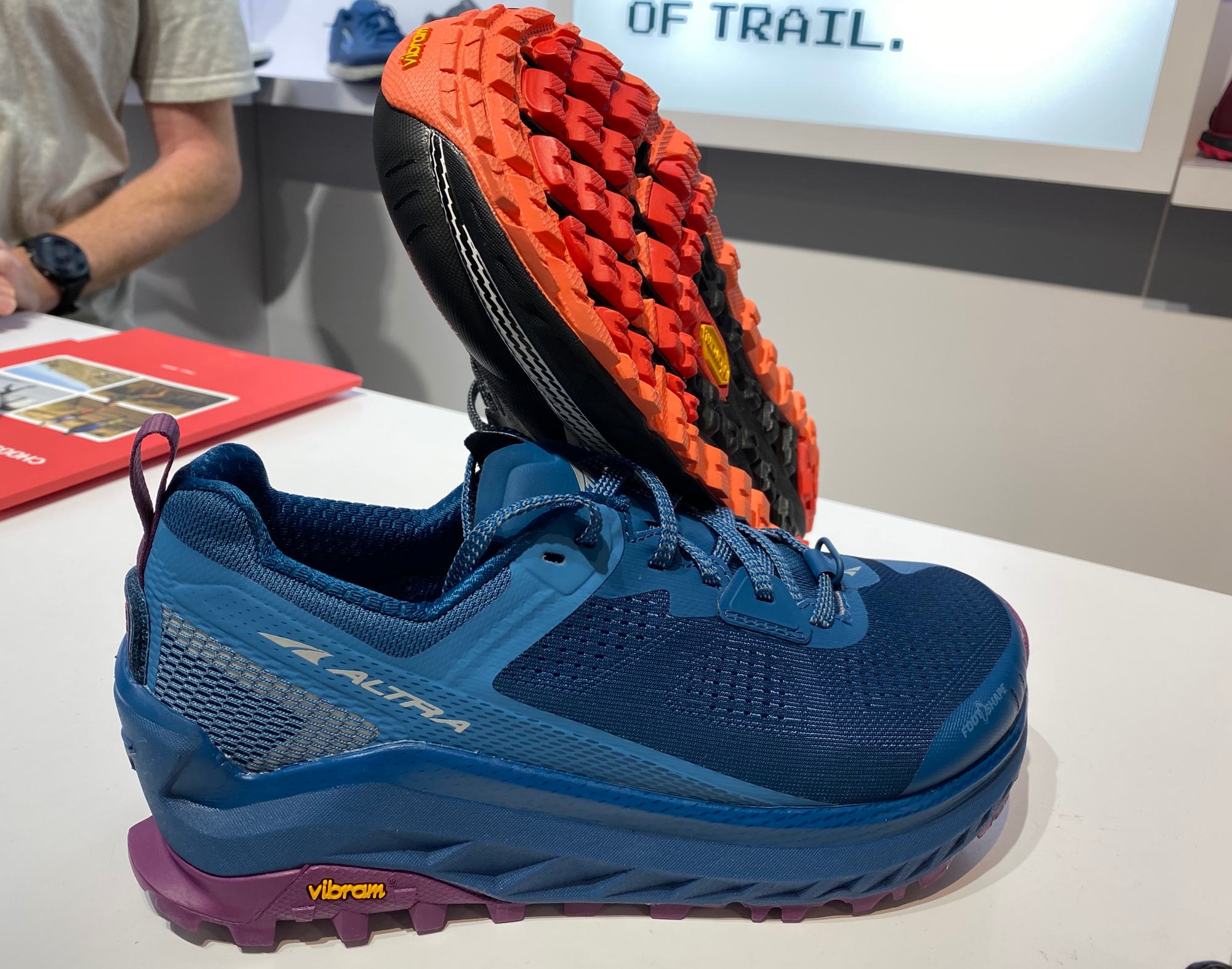 altra olympus 4 women's