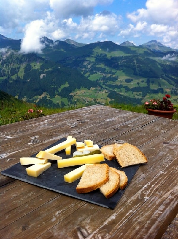 Bluto - cheese and bread with a view