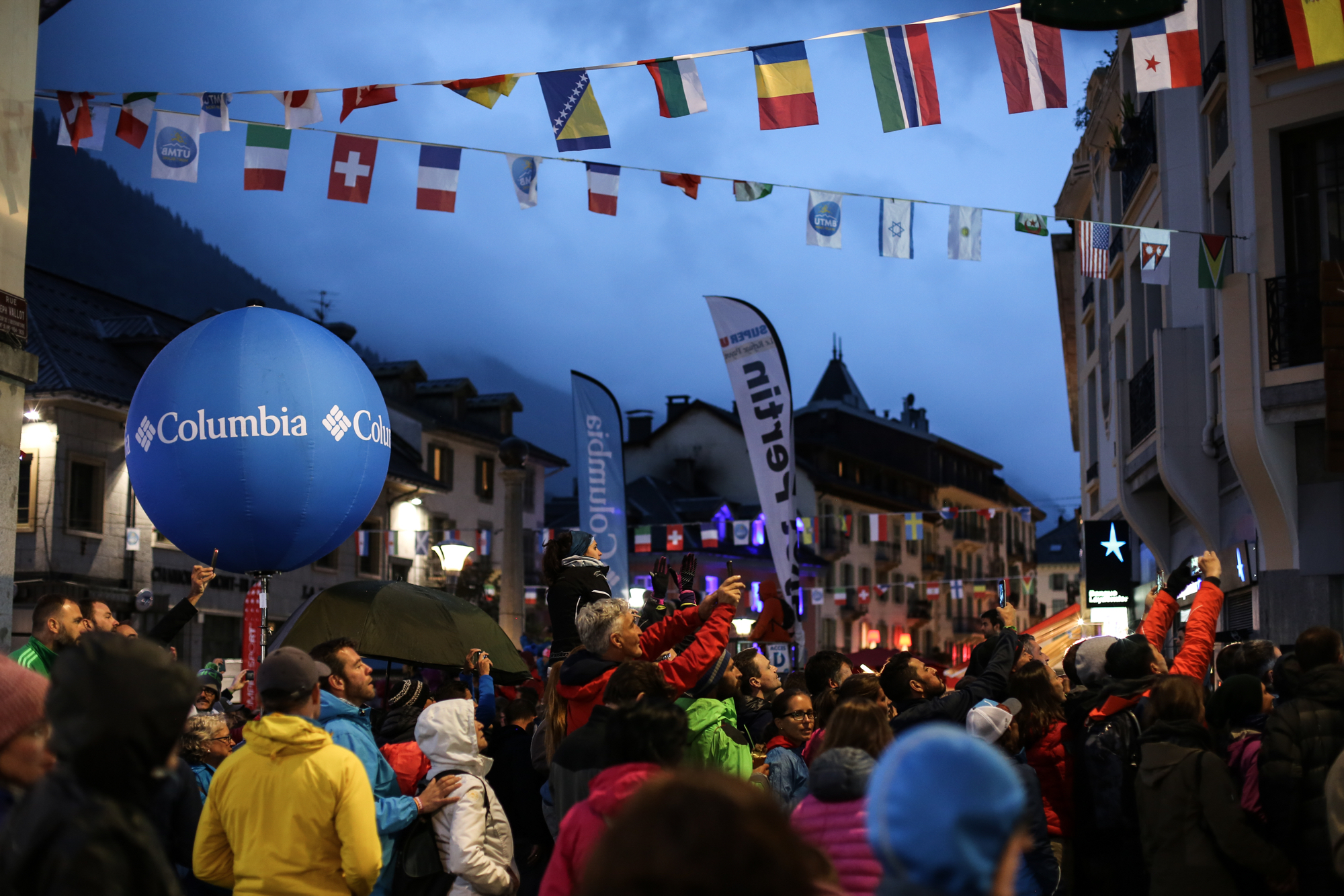 Chamonix fans - Kirsten Kortebein - 2017 UTMB 20