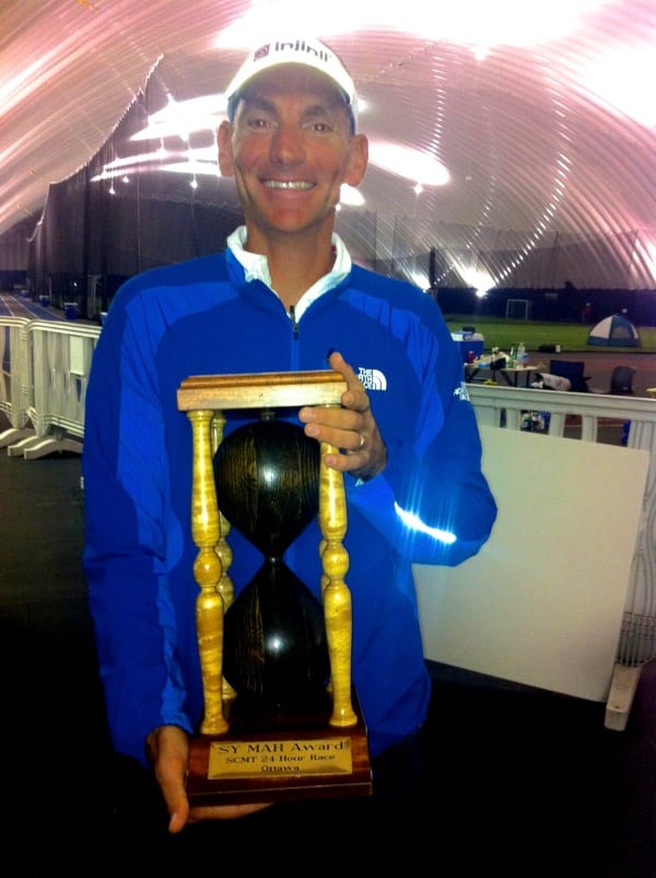 Jon Olsen 100 mile North American record with award