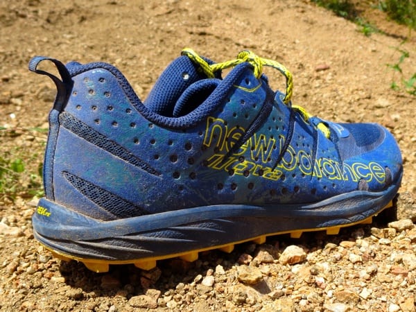 New Balance MT110v2 - lateral upper