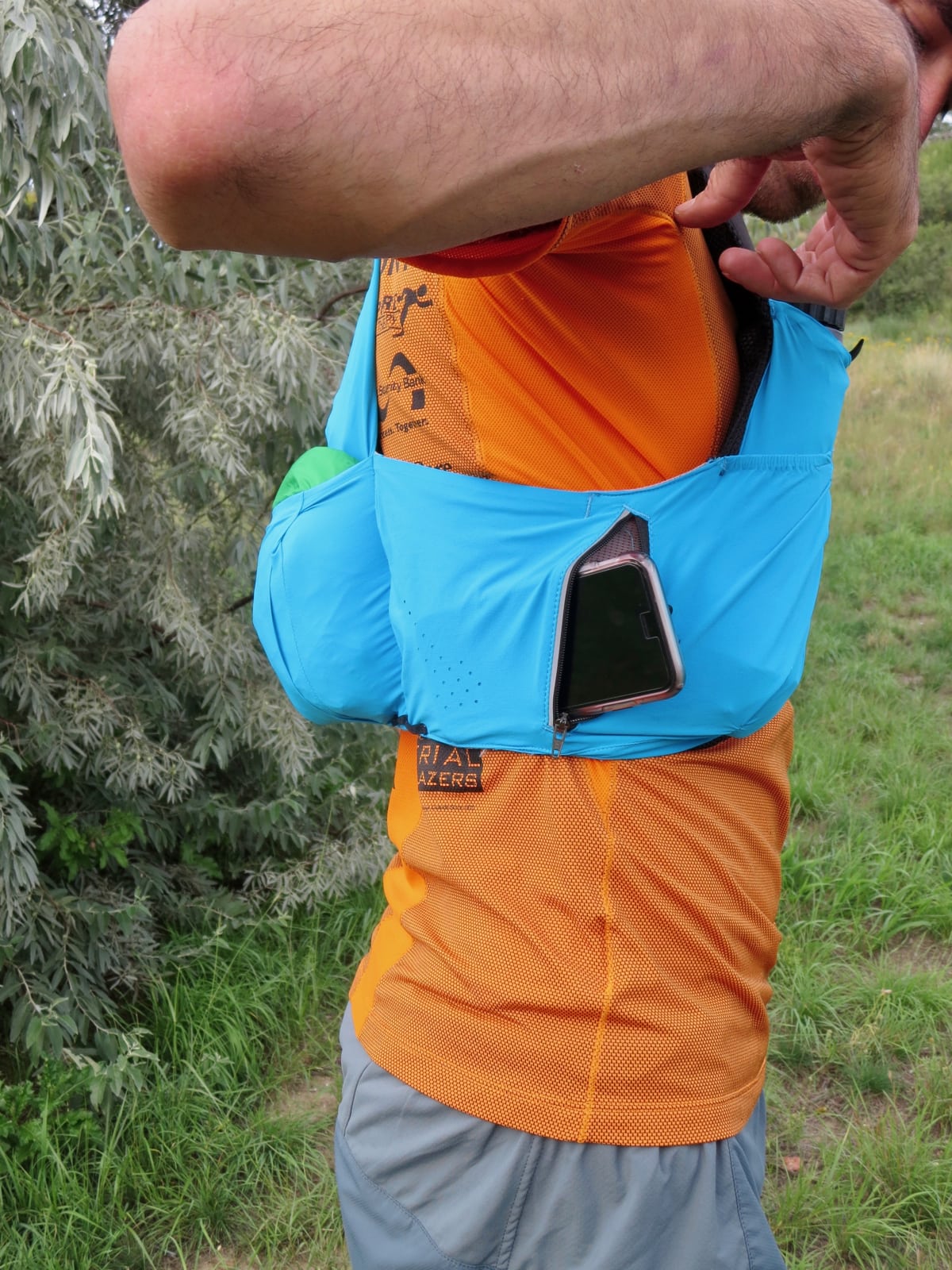 salomon ultra 8 vest
